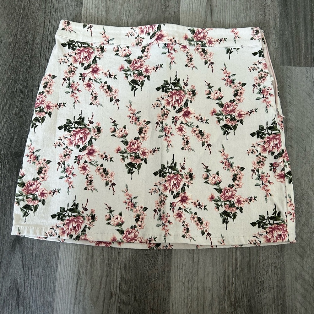 Forever 21 Pink and Green Mini Pencil Skirt